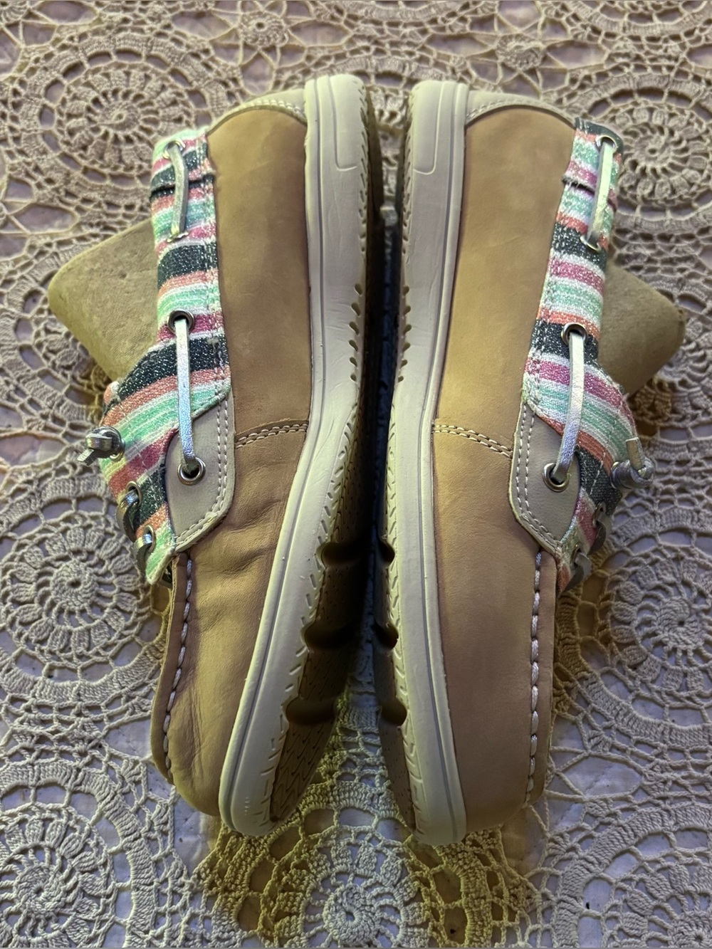 Sperry Top-Sider Kids Leather Shoresider 3-Eye Sparkle Stripe Boat Shoe Youth 4M - Picture 2 of 9